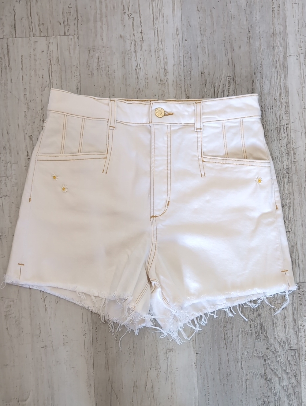 High-Rise Ecru Denim Women’s Shorts with Raw Hem
